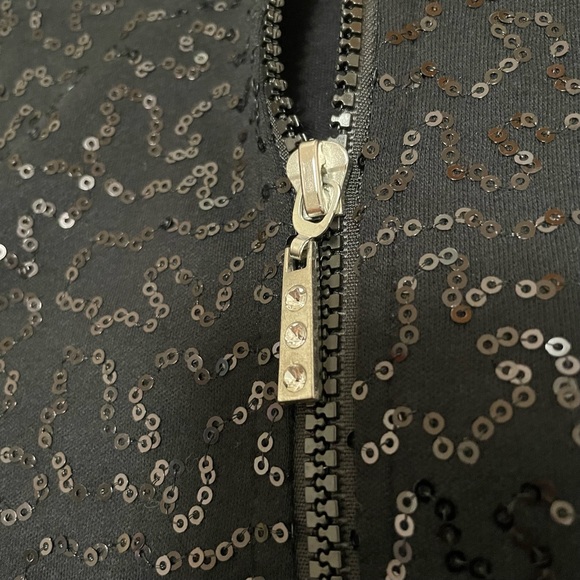 NWOT Quacker Factory XL Black 3/4 Sleeve Sequin Scroll Knit Jacket with Hood - Picture 5 of 15